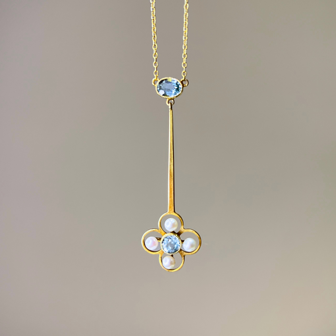 Antique 15K Edwardian Aquamarine Necklace