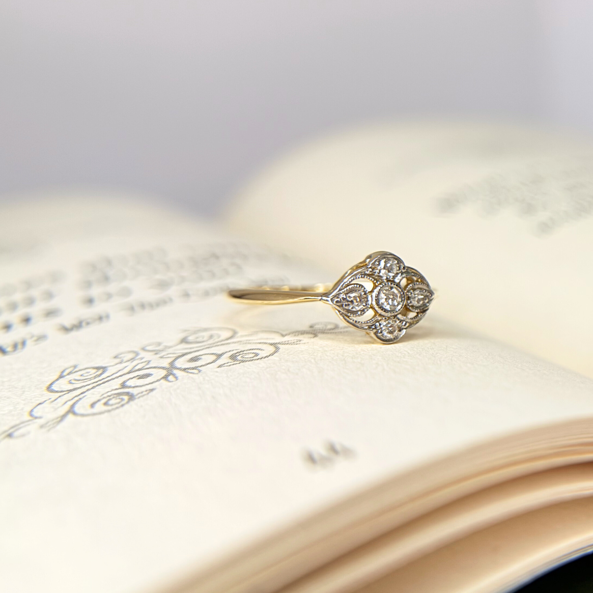 Antique 18K Edwardian Motifs Diamonds Ring