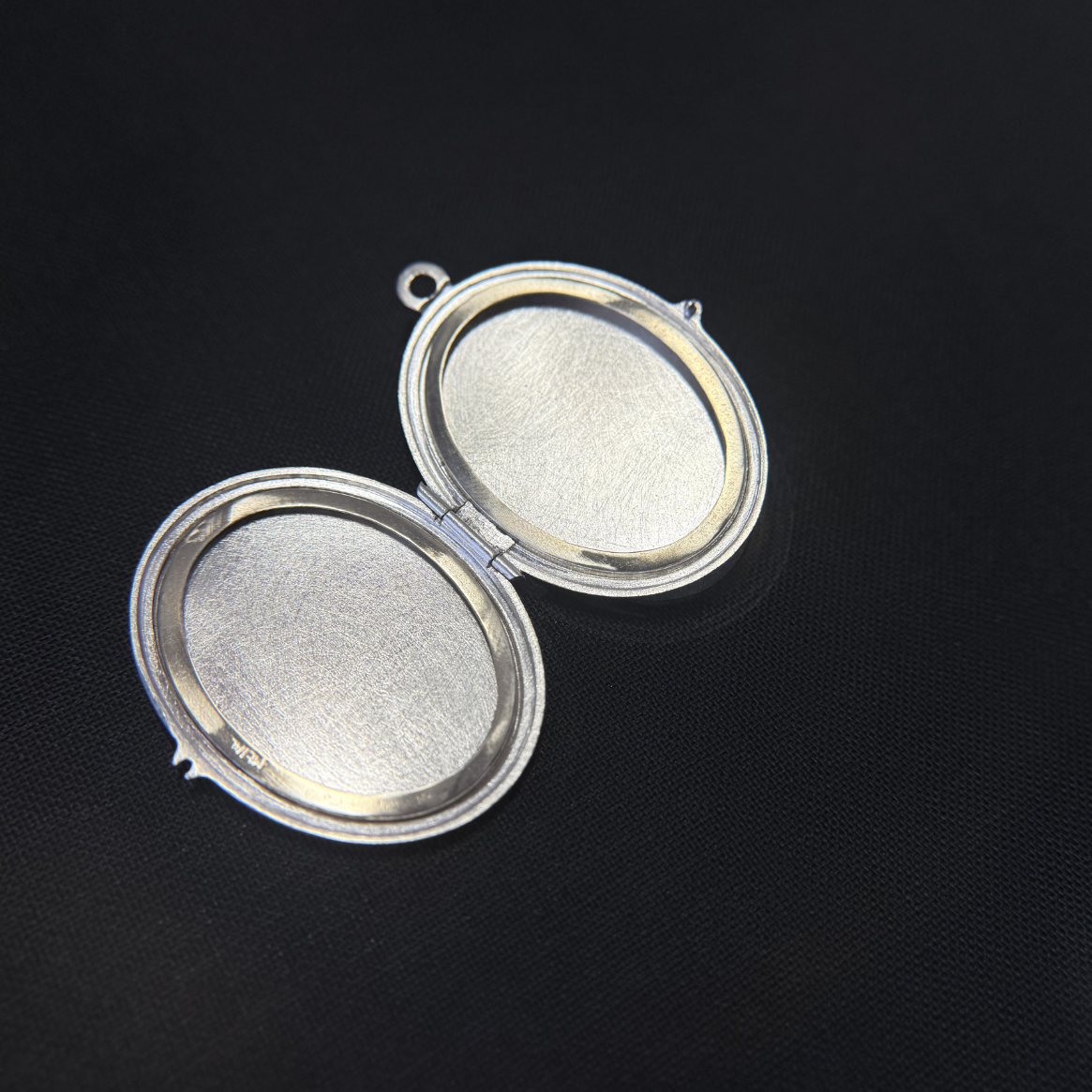 Vintage Silver Hand Engraving Locket - Radiant Melody